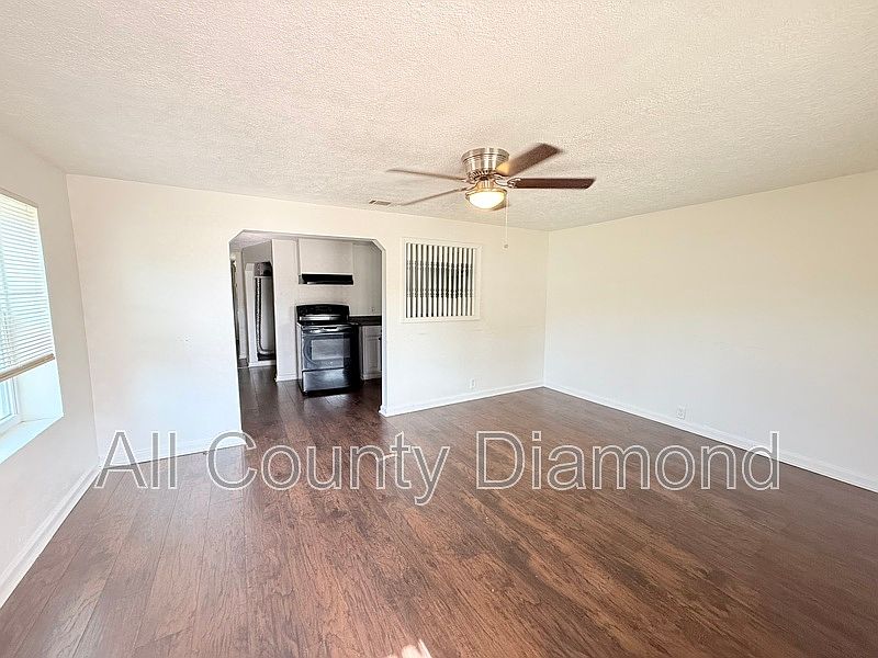 1st image of 237 Helen Ave #A