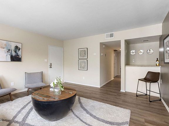 5th image of 1015 N Michillinda Ave APT 301
