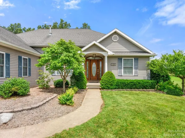 9849 Charleston Ln, Willis, MI 48191