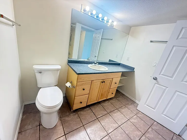 1-1669 Vineyard Dr #1 — Photo 18