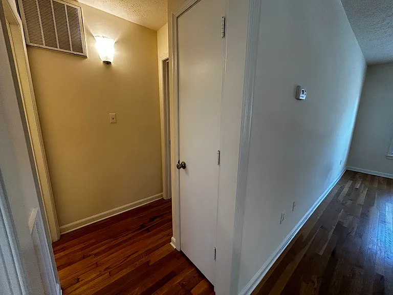 Princeton Circle West Apartments — Photo 52