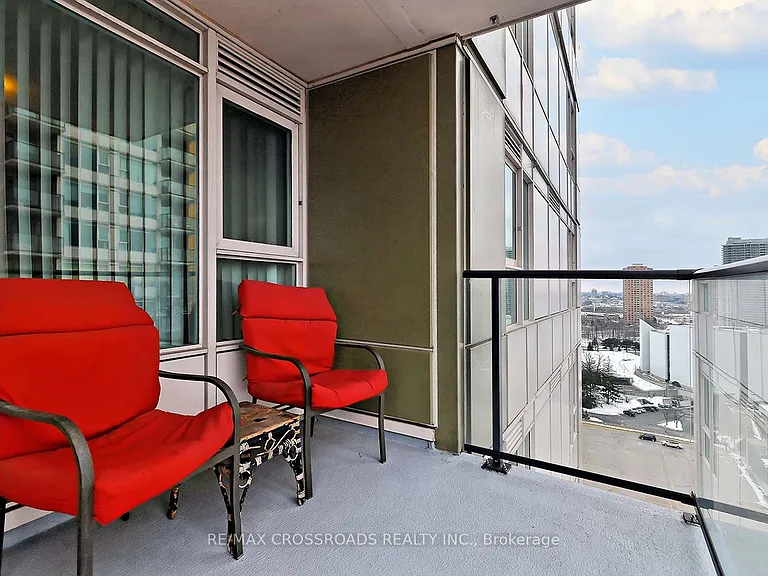 190 Borough Dr #2011 — Photo 11