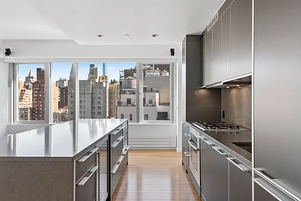 Sold by Douglas Elliman | media 15