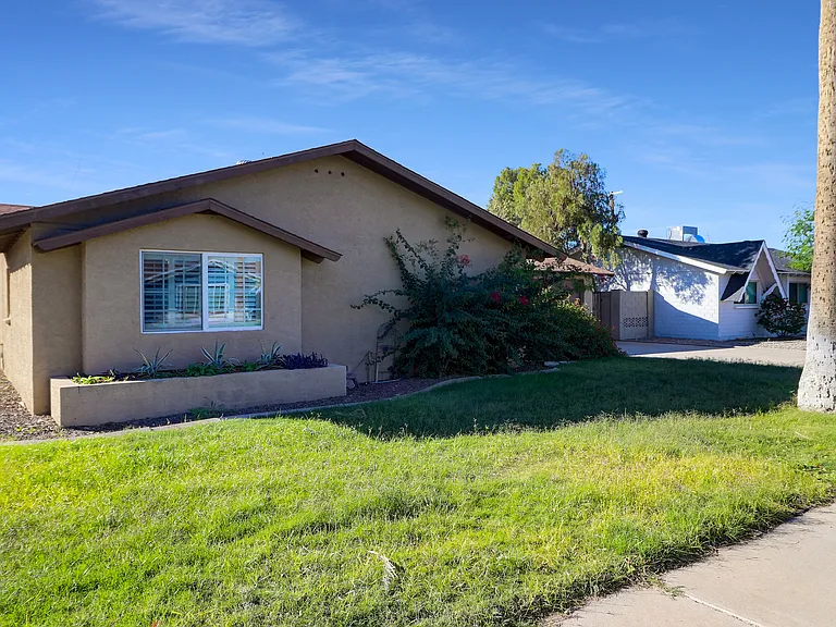 8251 E Monterosa St — Photo 32