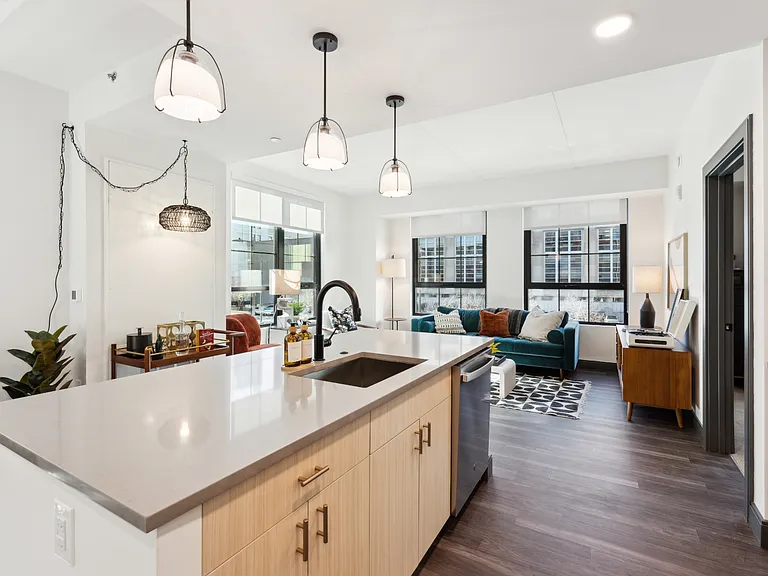 Broad + Noble — Photo 6