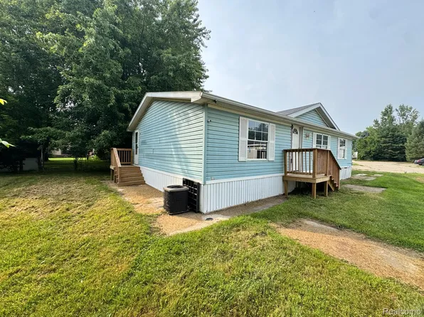 6271 Tonto Ct, Flint, MI 48506