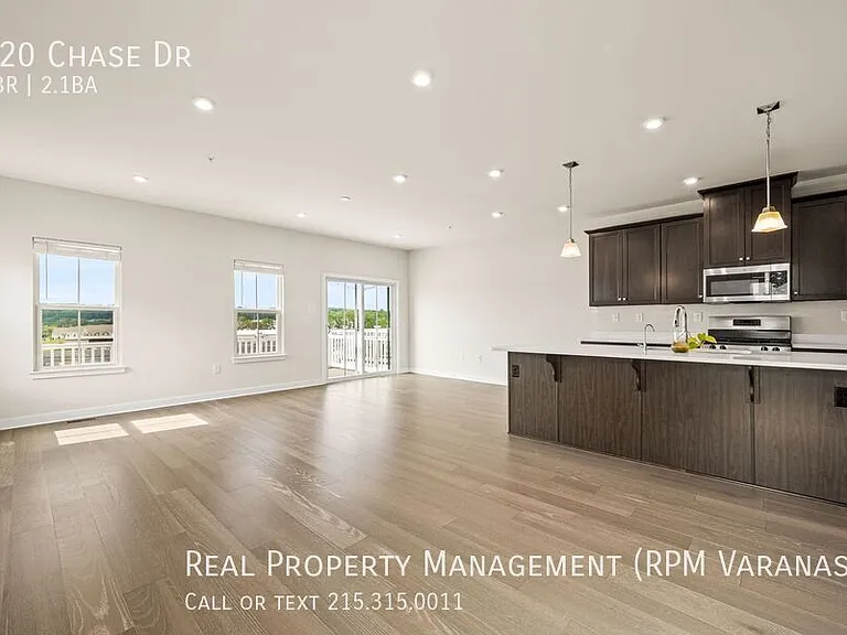 220 Chase Dr — Photo 14
