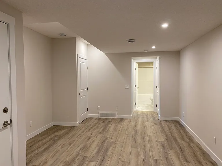 146 Rowley Gate NW #1 — Photo 5