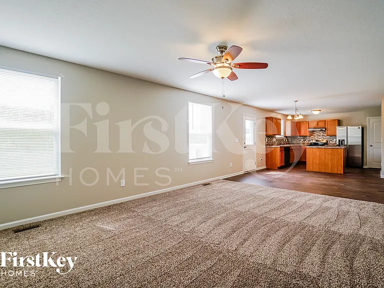 2144 Greencrest Way — Photo 10