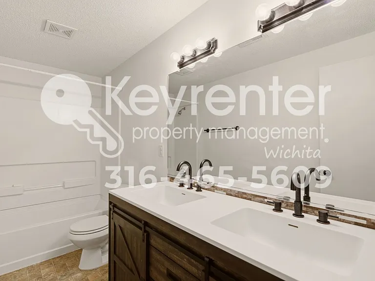 827 S Sunset Cir — Photo 17