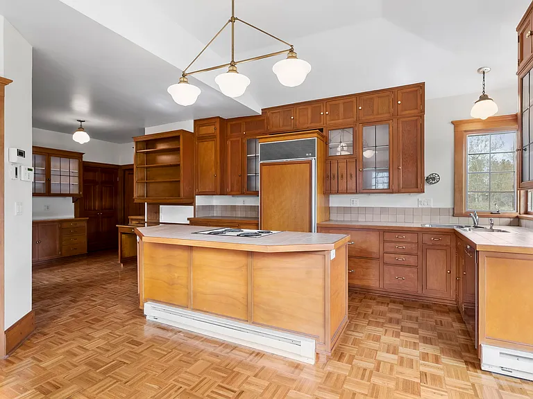 2407 S Garfield St — Photo 17