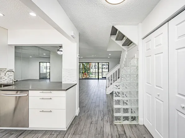 3335 Carambola Circle S, Coconut Creek, FL 33066
