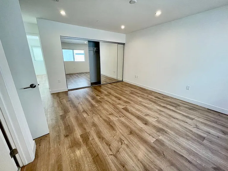 6143 Fountain Ave #102 — Photo 10
