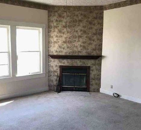 5th image of 445 W Washington St