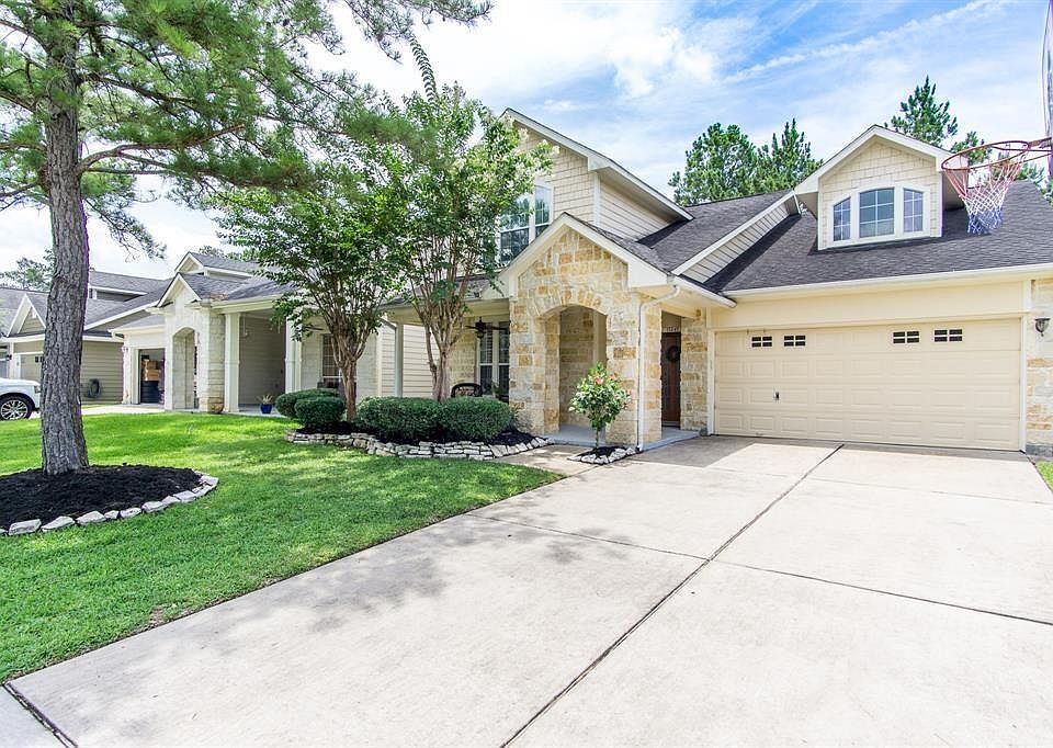 1st image of 15243 Henderson Point Dr