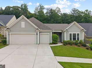 5625 Willow Springs Pl, Hoschton, GA 30548