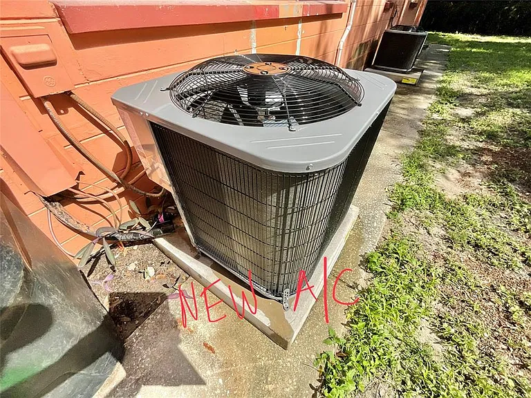 2117 Calusa Trl #B — Photo 10