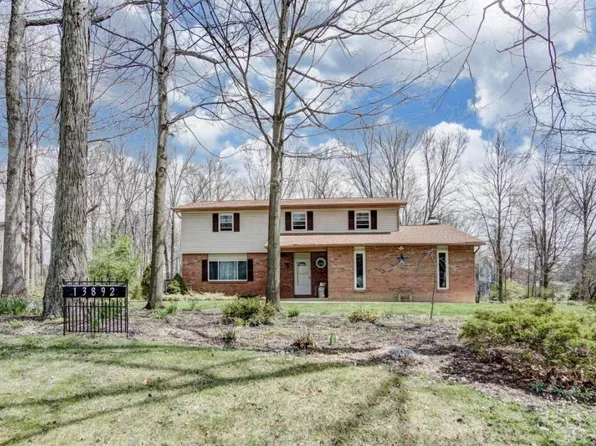 13892 Woodsedge Ct NW, Pickerington, OH 43147