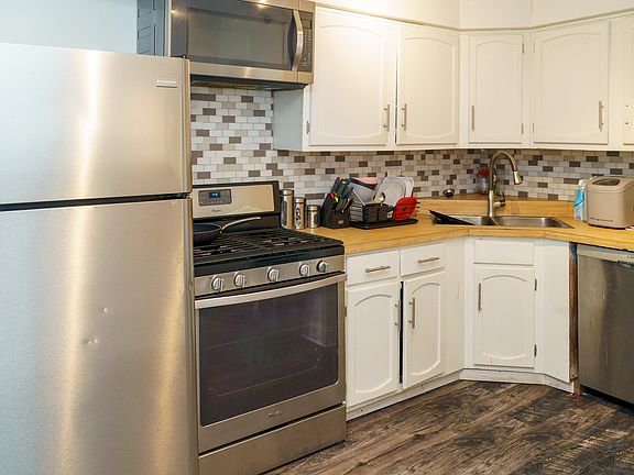 2nd image of 231 Gregory St APT 7