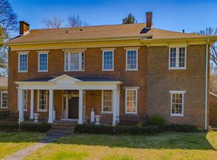 319 W 8th St, Columbia, TN 38401