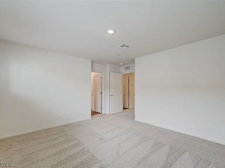 3026 Baltic Green St — Photo 8