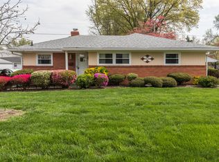 2815 Browns Ln, Saint Regis Park, KY 40220