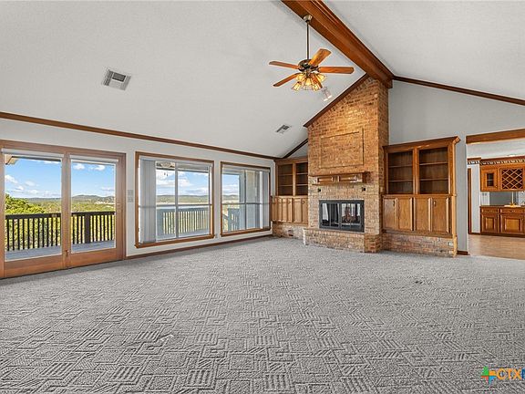 4th image of 1366 Highland Terrace Dr
