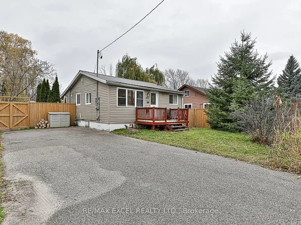 255 Parkway Ave, Georgina, ON L4P 2W1