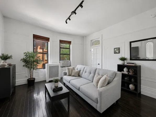 411 Clinton St APT 5, Brooklyn, NY 11231