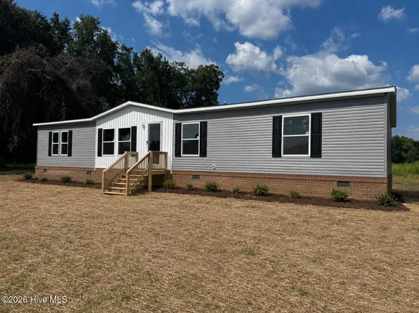 456 Blue Newkirk Road, Magnolia, NC 28453