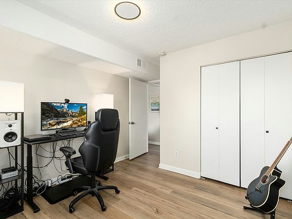 4th image of 7665 E Eastman Ave #107-B