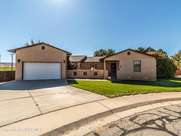 7 Road 6052, Farmington, NM 87401