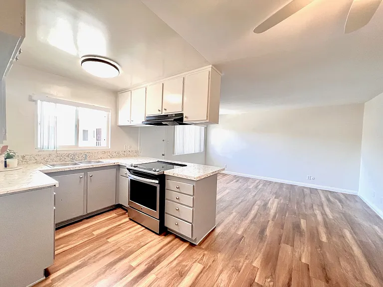 25846 Oak St — Photo 28