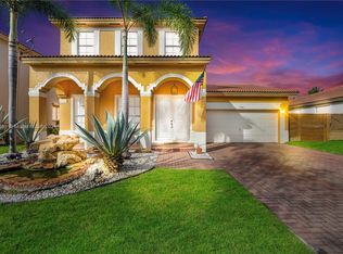 2144 NE 38th Rd, Homestead, FL 33033