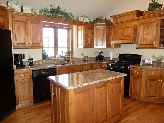 3rd image of N43W33250 Glen Parc Cir