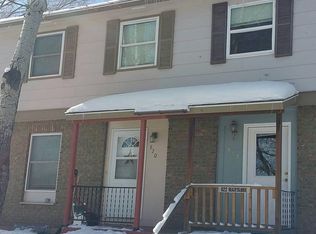 822 Mary Anne Dr, Riverton, WY 82501