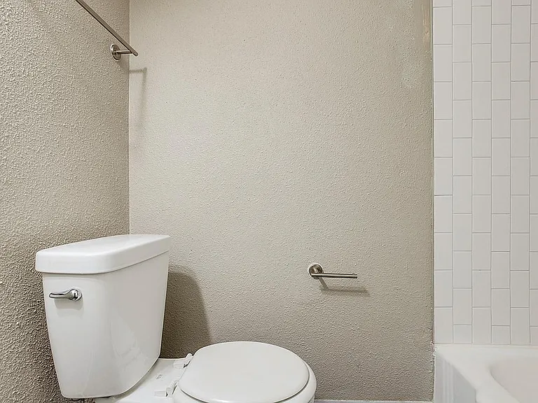 Dwell Apartments — Photo 9