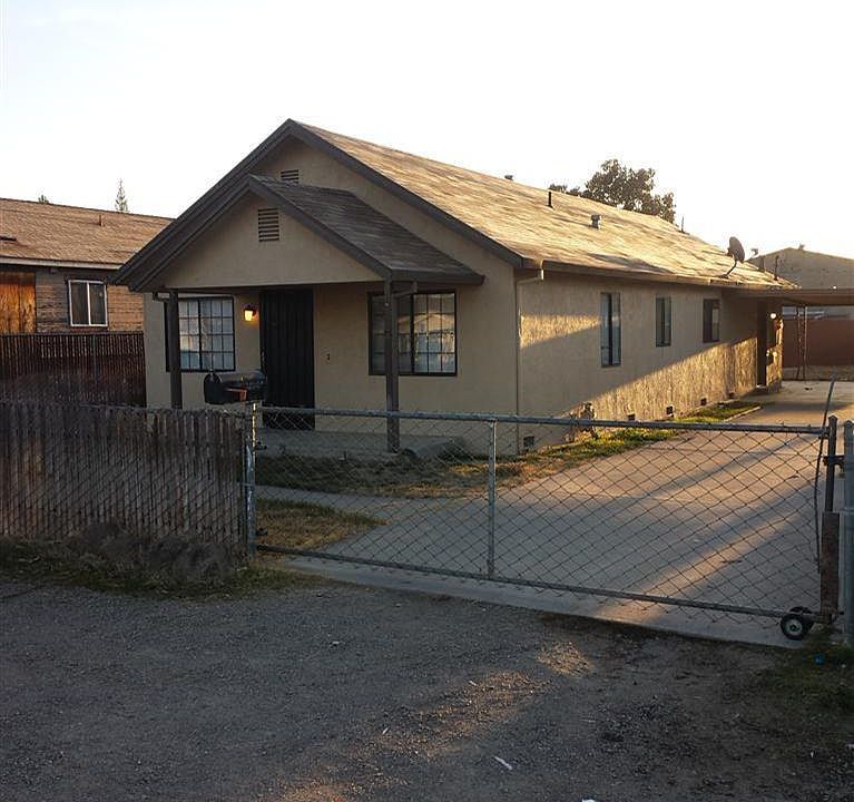 1st image of 2420 Totten Ave