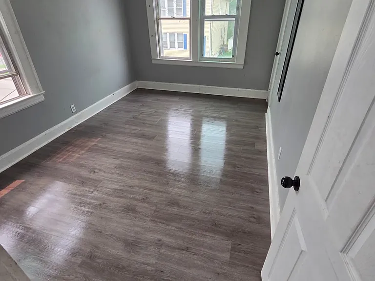1035 Morris St #2 — Photo 2