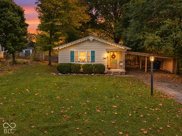 175 N 8th St, Zionsville, IN 46077