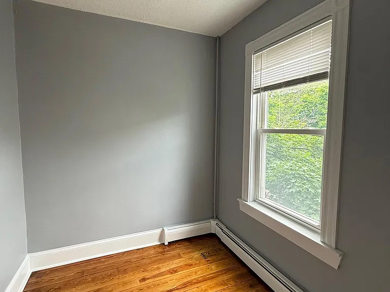 36 Plymouth St #2 — Photo 6