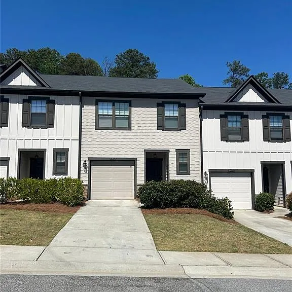 6513 Mountain Home Way — Photo 1