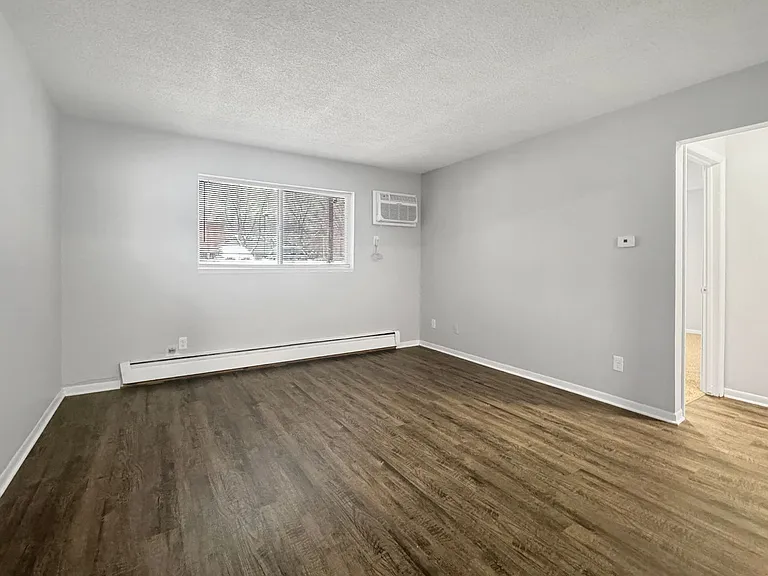Carolina Estates — Photo 12