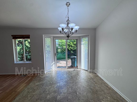2nd image of 173 Algansee Dr