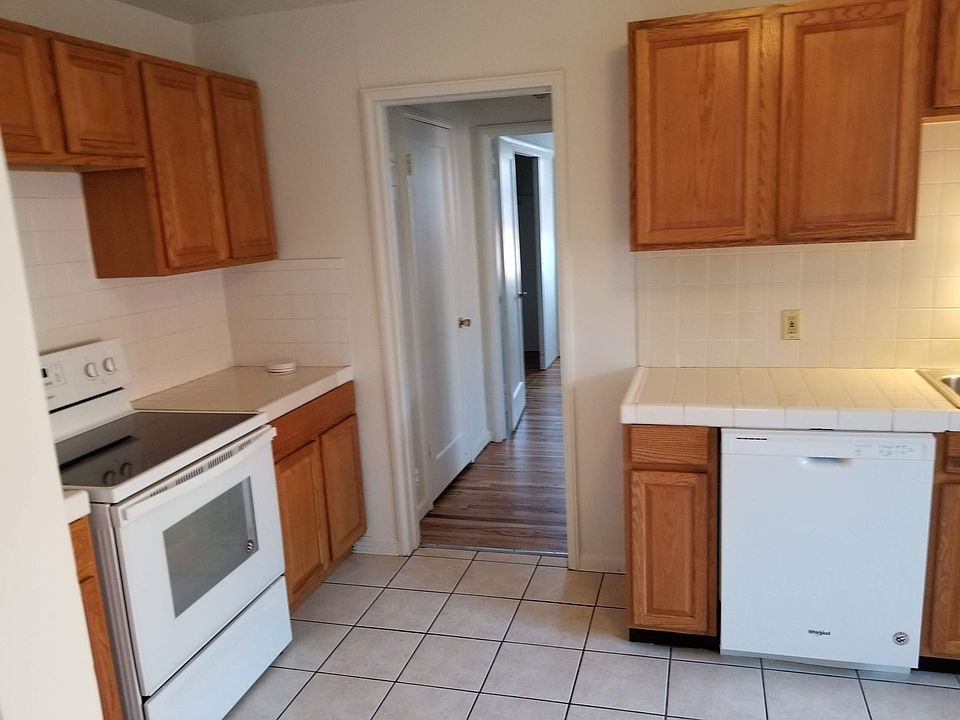 1st image of 788 E 5th Ave APT 3