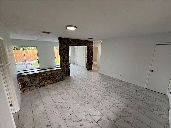 5th image of 4421 NW 33rd St #0