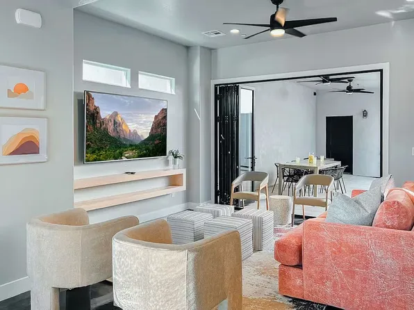 4246 Cambridge Pkwy N, Hurricane, UT 84737