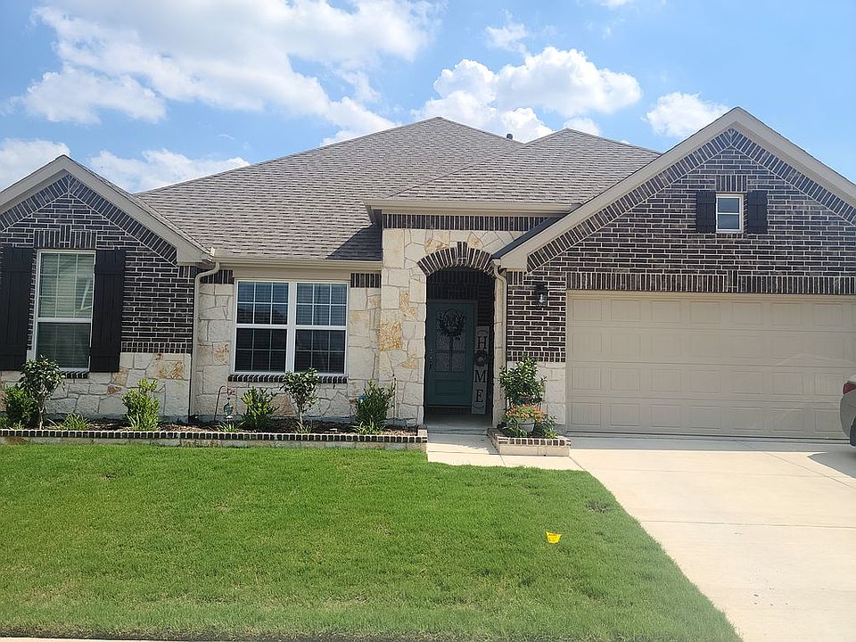 1st image of 1001 Meadow Gust Dr