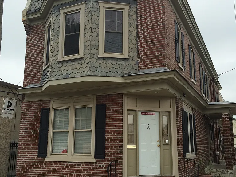 Lincoln St. View