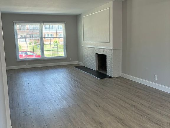 4th image of 502-510 Broadmoor Dr #506